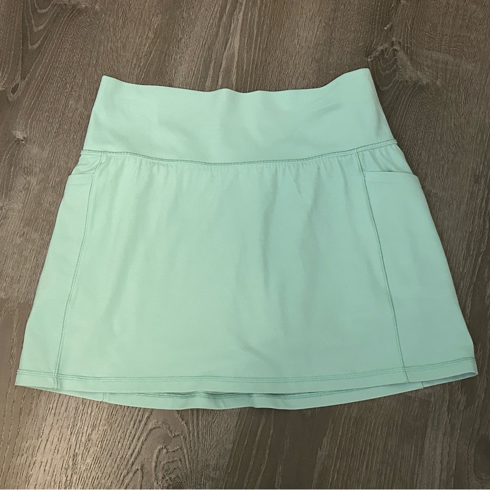 Athleta Light Green Skirt size medium